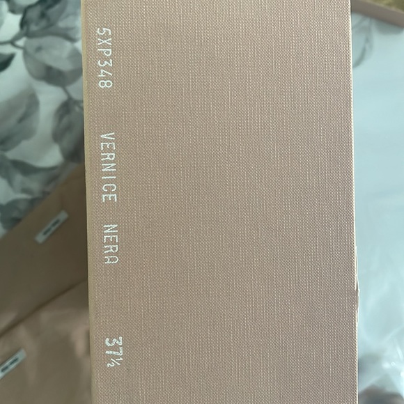 Authentic Miu Miu strappy sandels - Picture 8 of 9